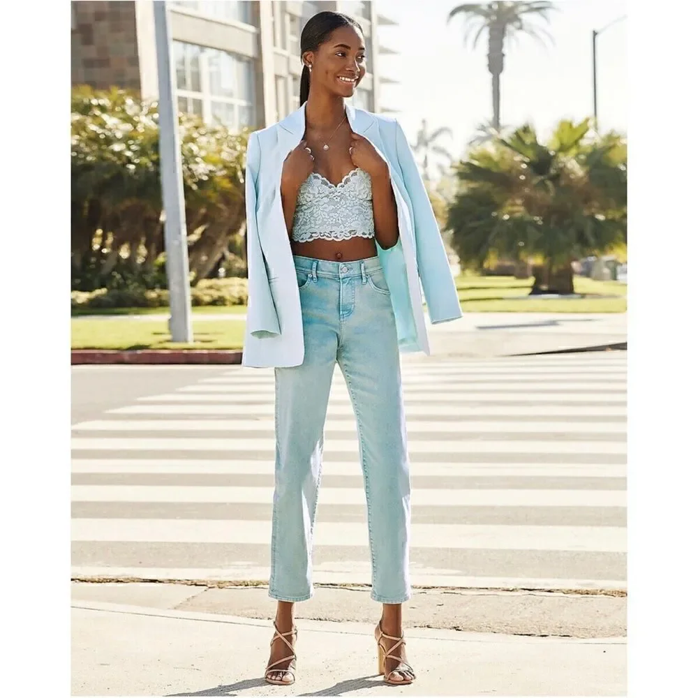 NWT Express Mid Rise Mint Green Tinted Boyfriend Jeans, Size 8R